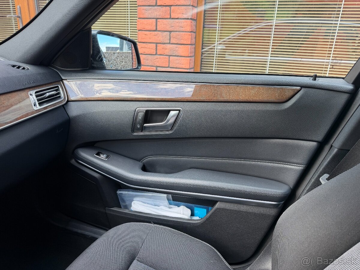 Mercedes-Benz E 250 CDI 4MATIC - 8