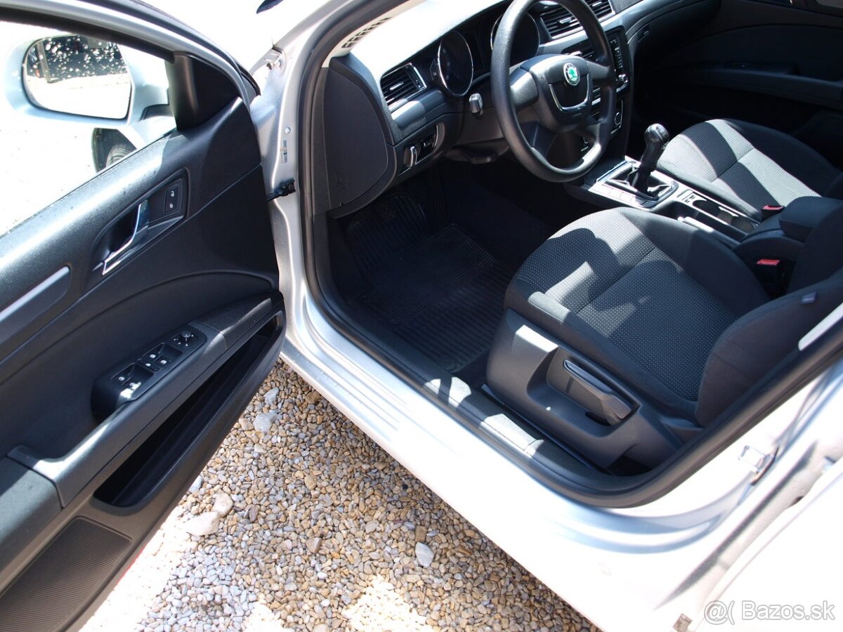 Škoda Superb 1.4 TSI Elegance - 8
