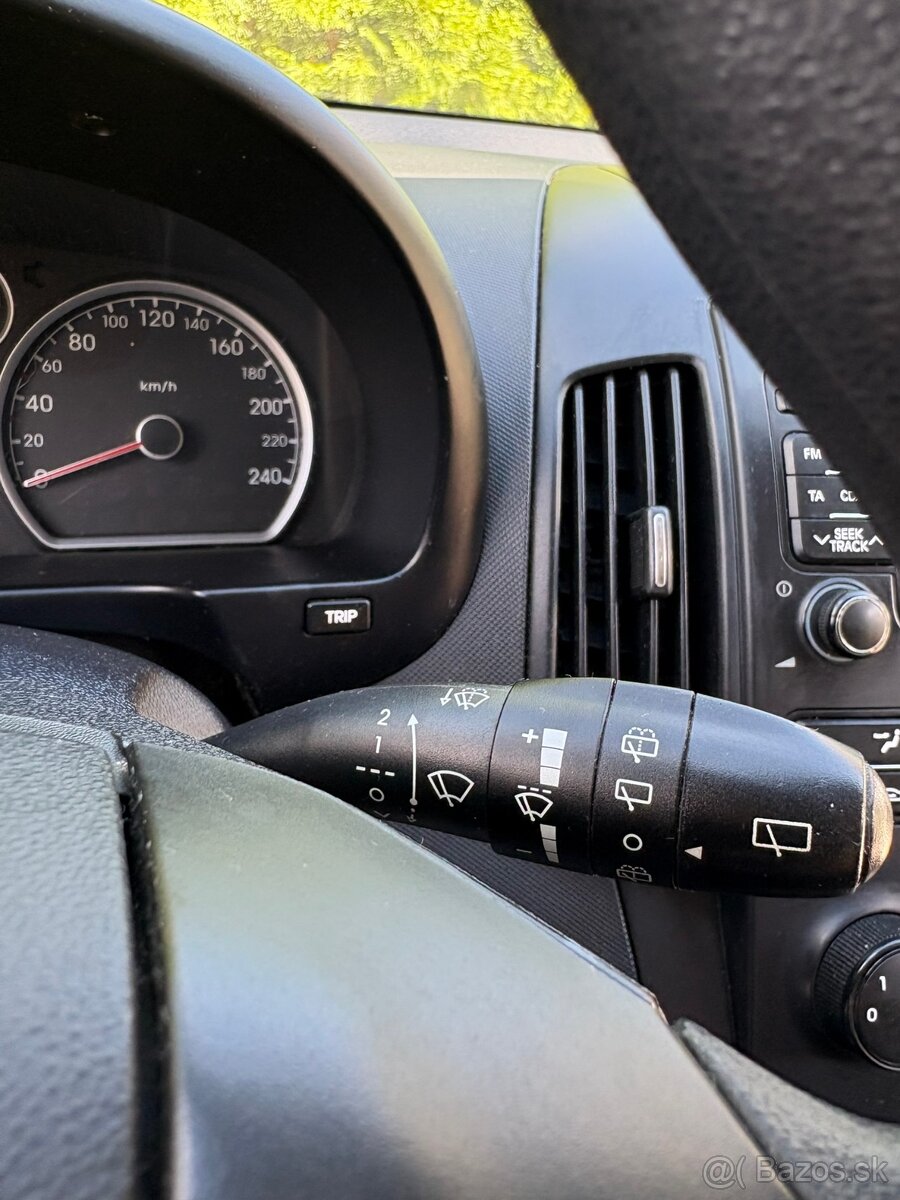 Predám Hyundai i30CW - 8