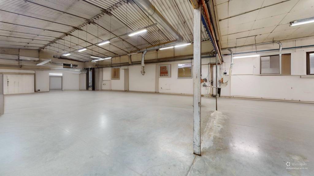 •PREDAJ•Areál s výrobnou halou a zázemím v Dubnici nad Váhom - 8