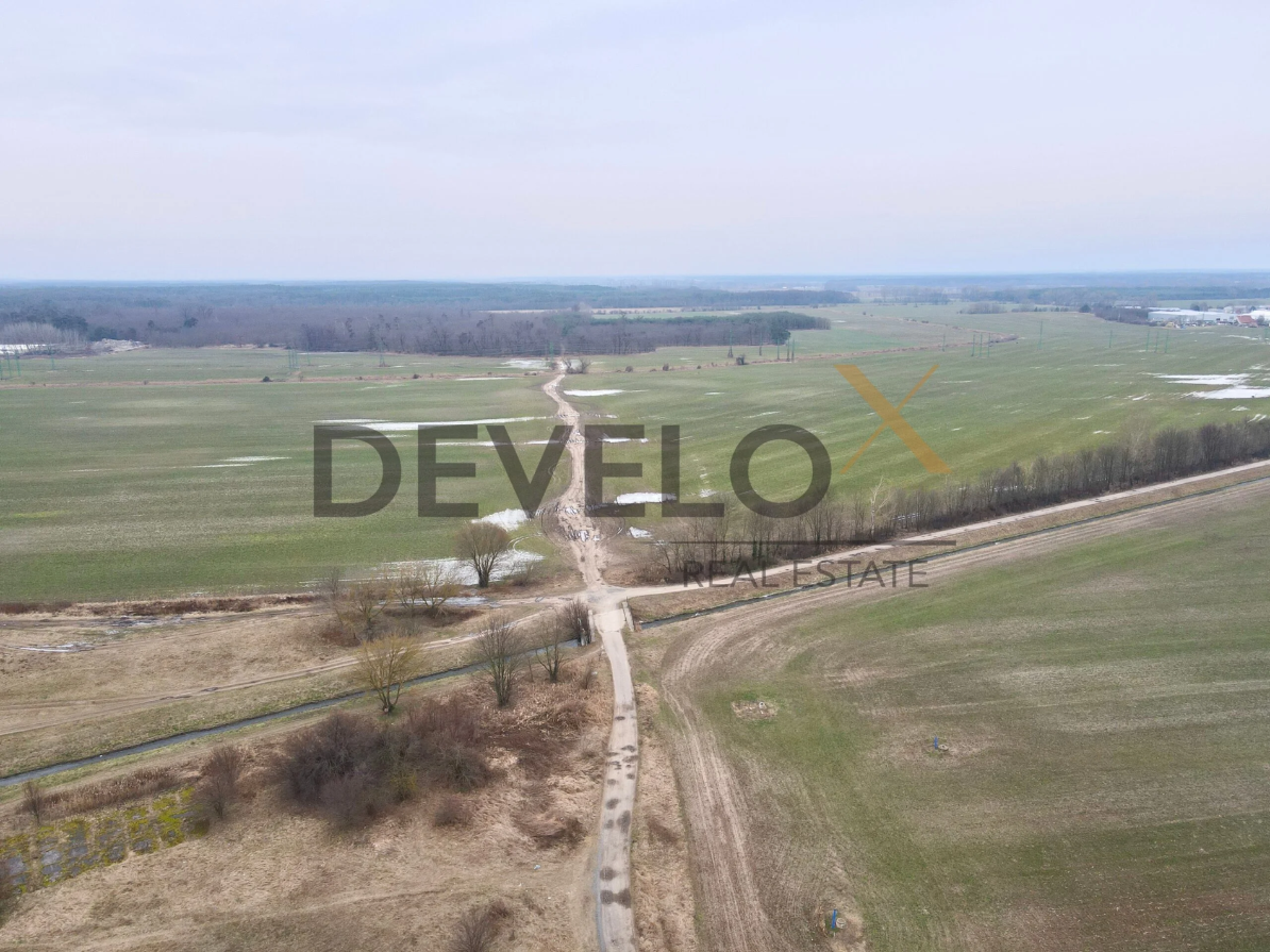 Na predaj stavebný pozemok v Malackách - 8