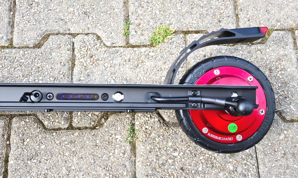 Predám skladaciu kolobežku elektrickú - - 8