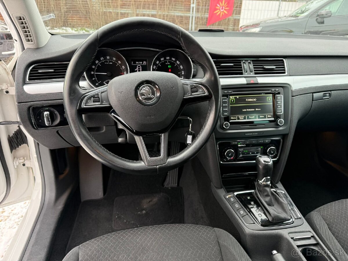 Škoda Superb Combi 2.0 TDI CR 140k Elegance DSG - 8