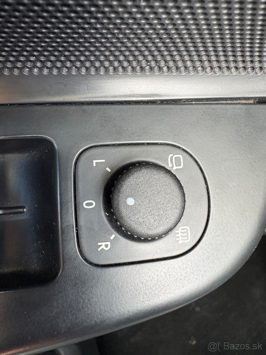 Volkswagen Golf 6 Variant 1.6TDI 77KW - 8