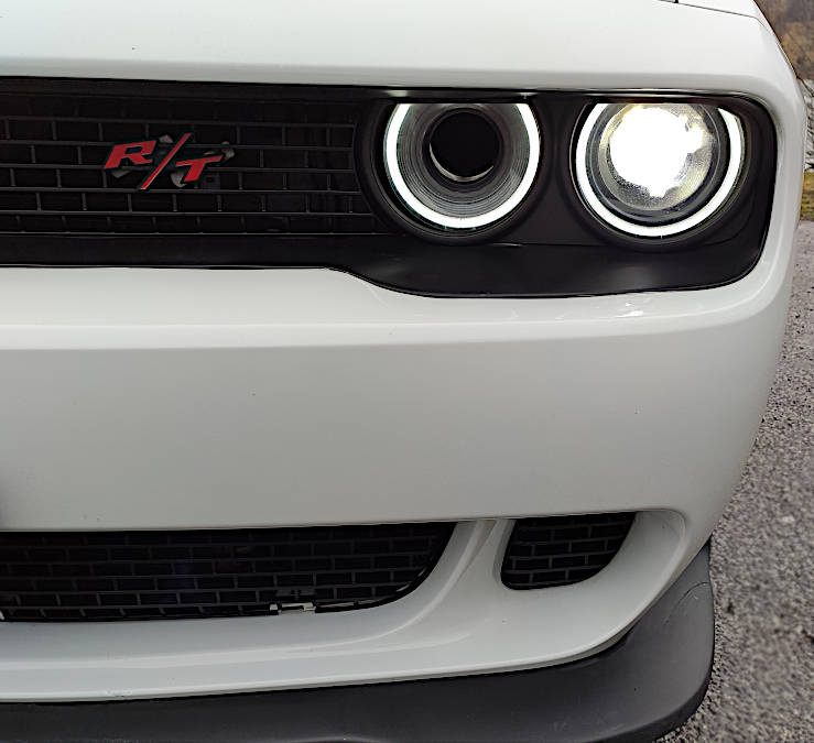 Dodge Challenger R/T 5.7 HEMI - 8