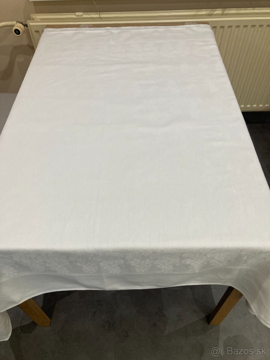 Damaškové obrusy - 8