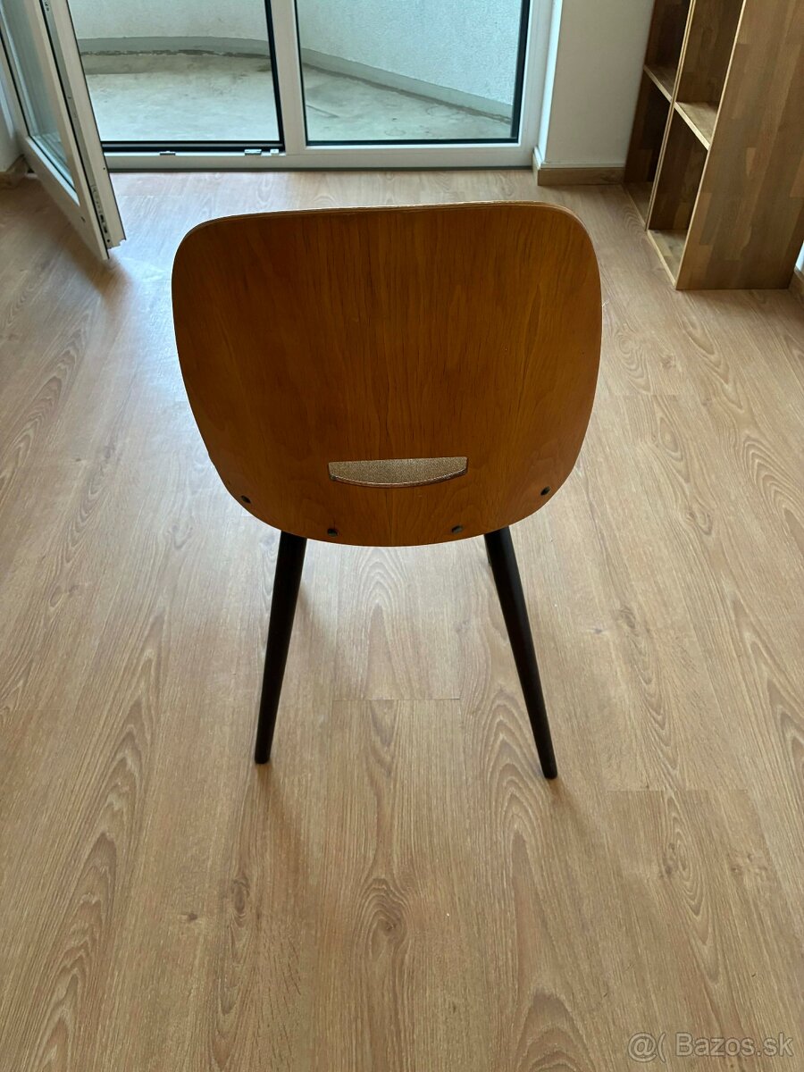 Jedálenský stôl, stoličky - 8