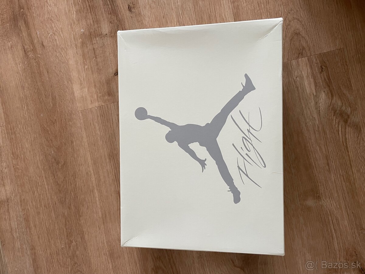 Nike AIR Jordan 4 - 8