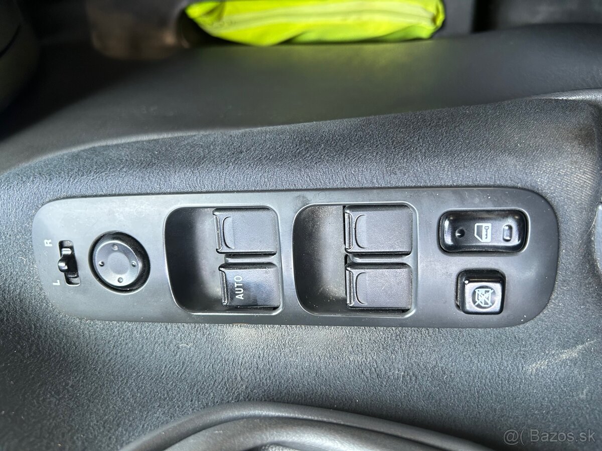 Suzuki Vitara - 8