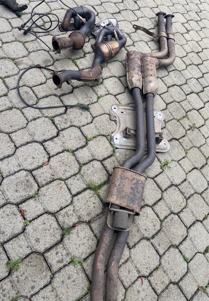 Výfuk BMW E46 330Ci Cabrio - 8