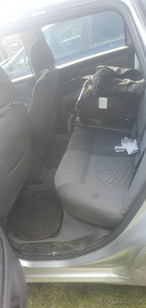 Predám Fiat Croma 1.9 88kw jtd - 8