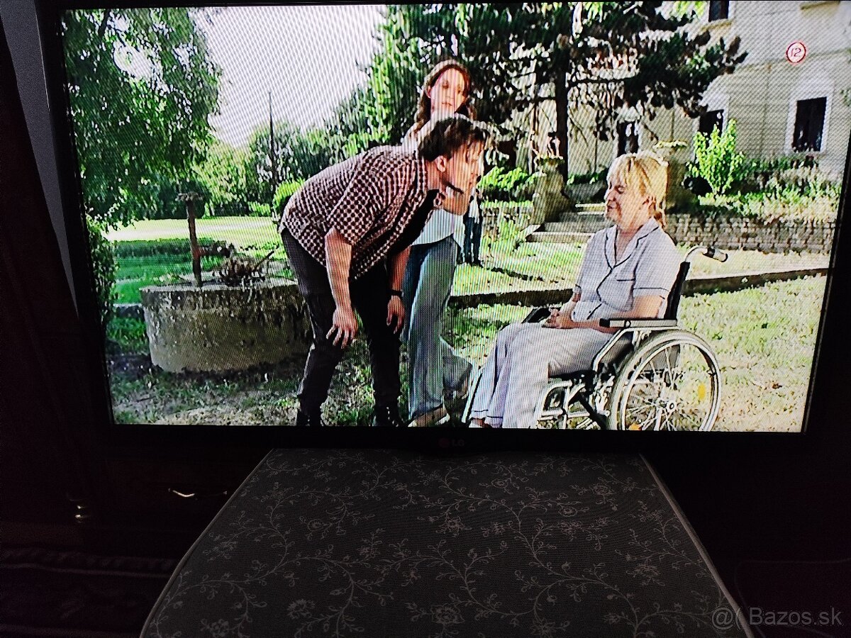 Predám LED TV LG 32LN540B Full HD s pixel. vadou na ND - 8