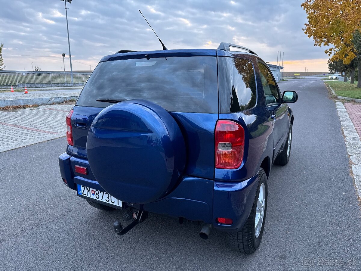 Toyota Rav4 2.0 D-4D - 8