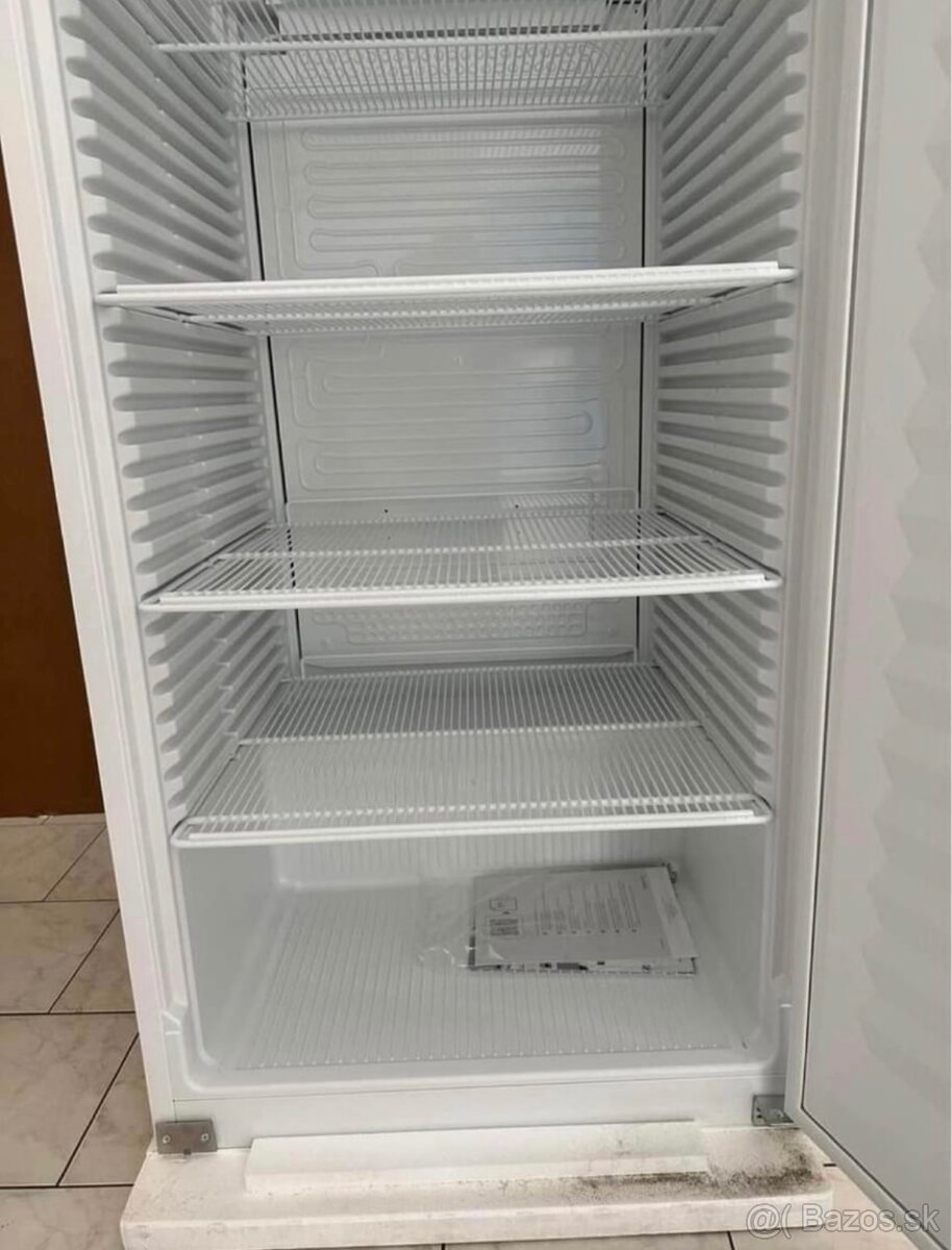 Lednice Liebherr MRFvc 5501 - na přepravky - záruka 5 let - 8