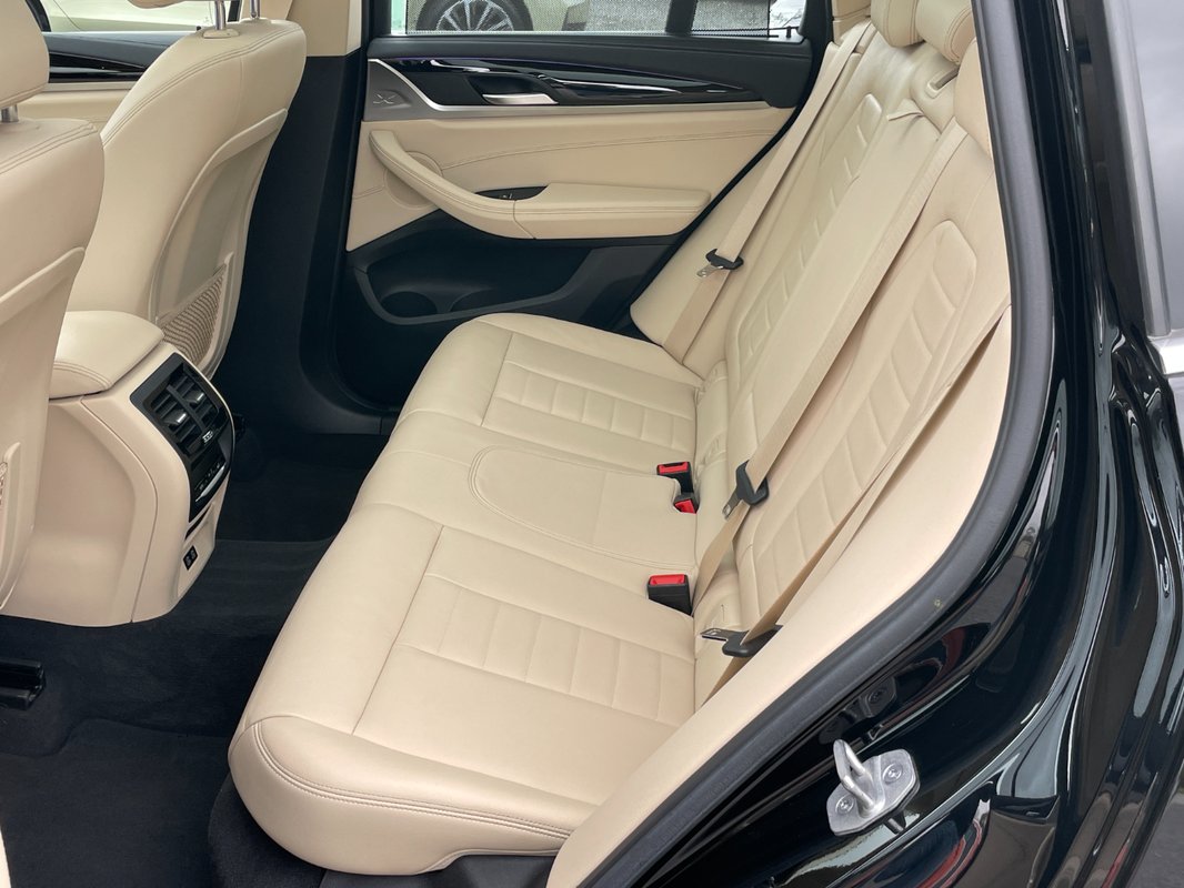 BMW X3 Luxury Line xDrive 20i A/T - 8