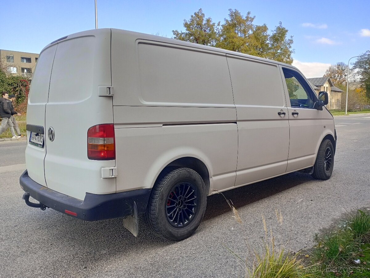 Volkswagen Transporter T5 1.9TDI 75kW - 8
