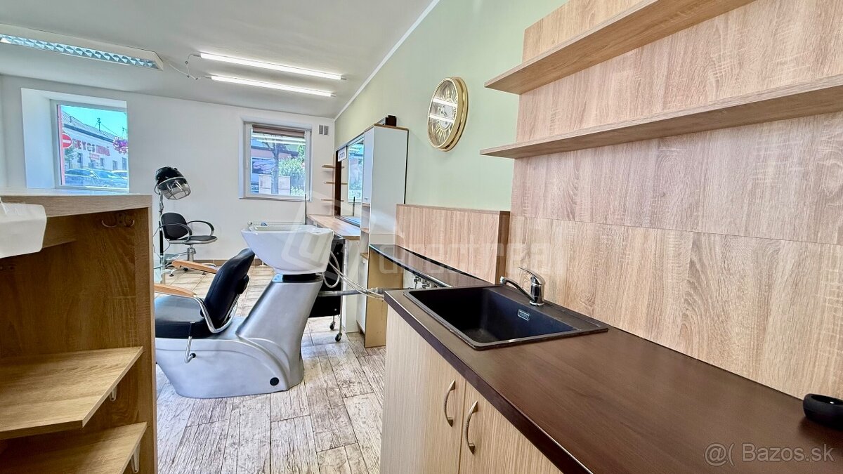 Kompletne zariadené kaderníctvo - 8