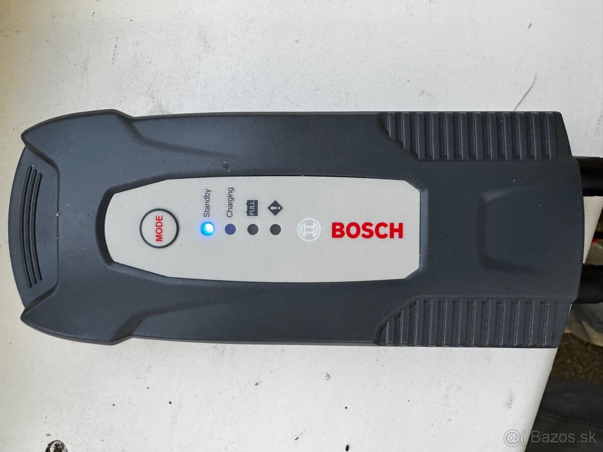 Predam nabíjačku Bosch C1 - 8