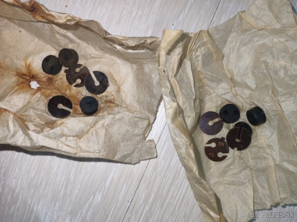 Zadné svetlá škoda 1202 - 8