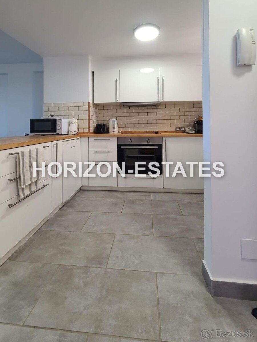 Zrekonstruovaný apartmán 3+kk s výhledem na moře Španělsko - 8