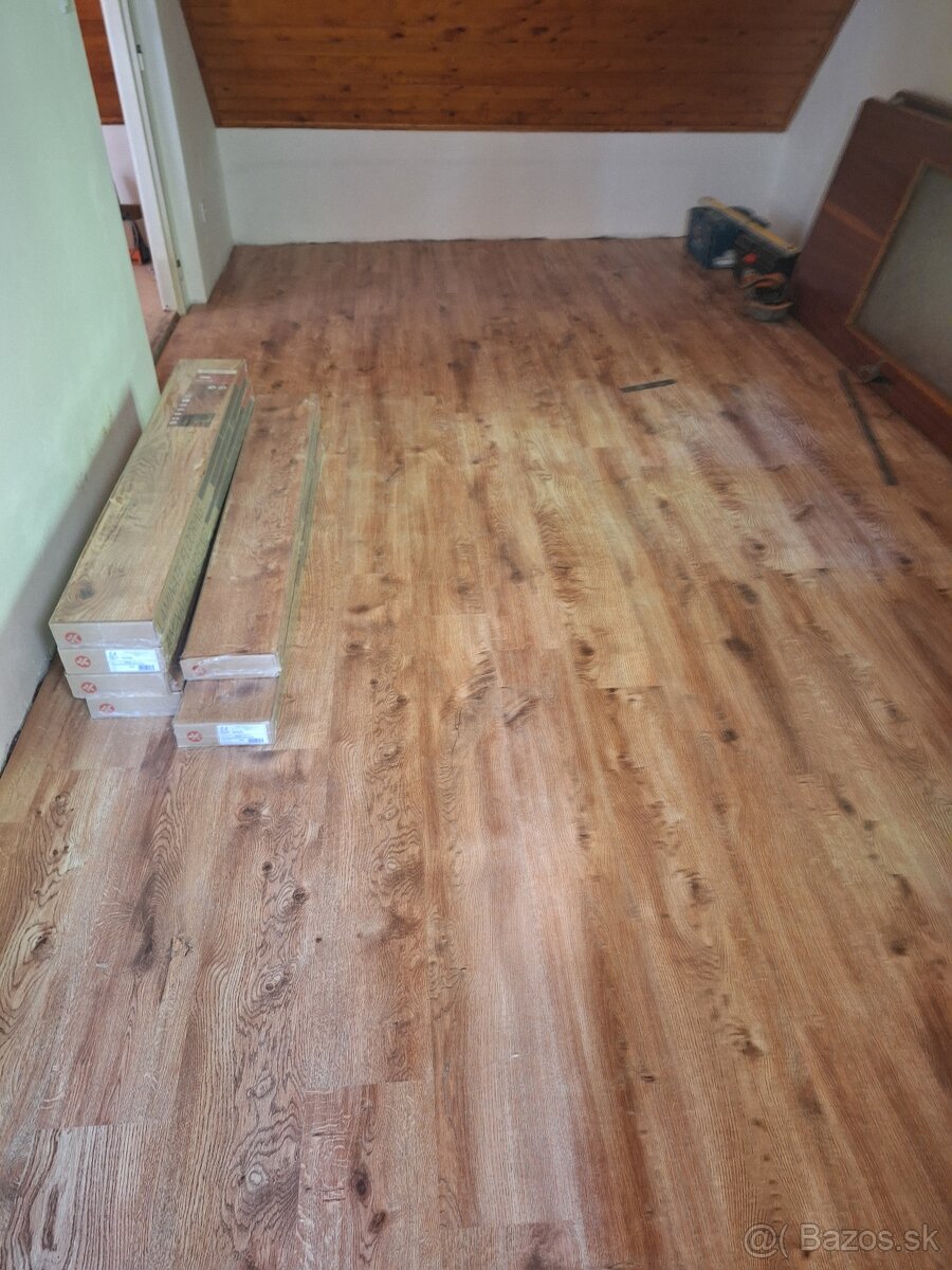 Pokládka podlahy, maliarske práce a tapetovanie - 8