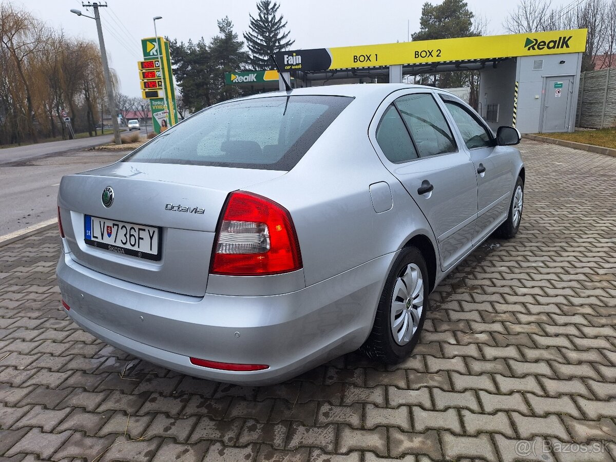 ŠKODA OCTAVIA 1,2TSI 77KW ROK 2012 - 8