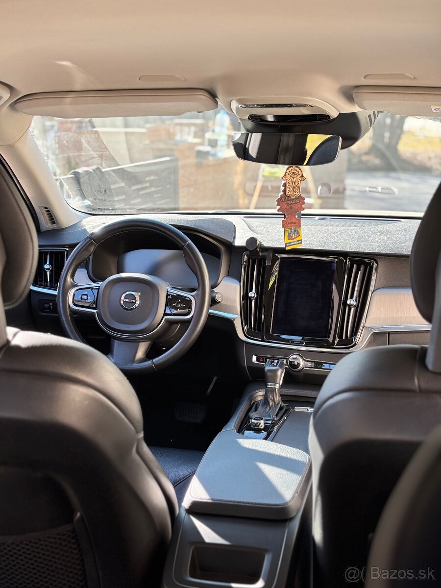 Volvo V90 D5 - 8