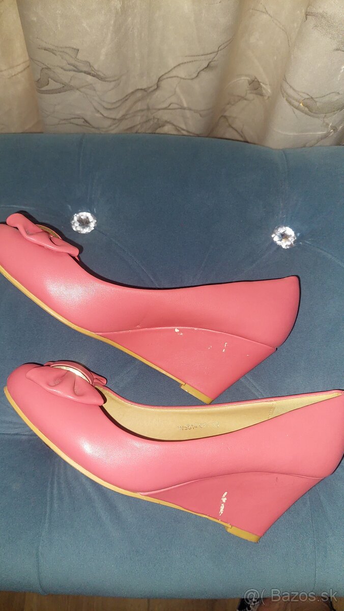 Slapky a poltopanky - 8