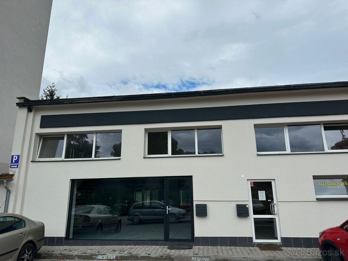 Moderný kancelársky priestor v centre Ružomberka(150 m2) - 8