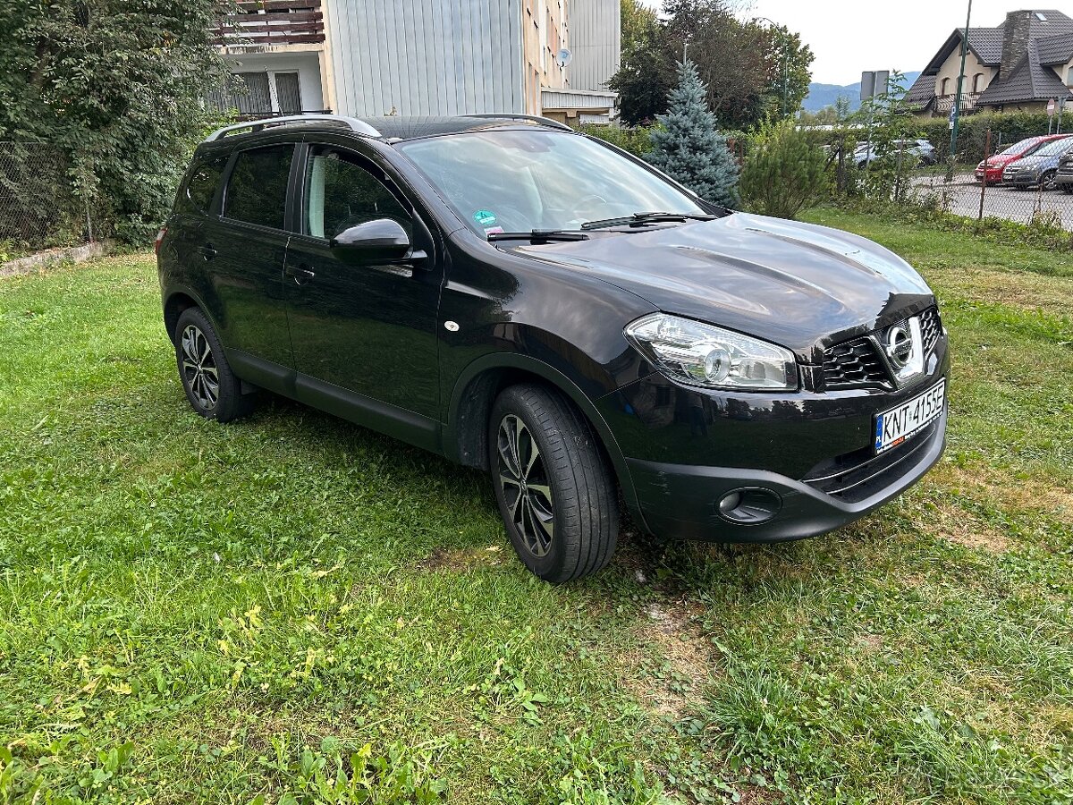 Nissan Qashqai 2.0 benzín 4x4 7 miest - 8