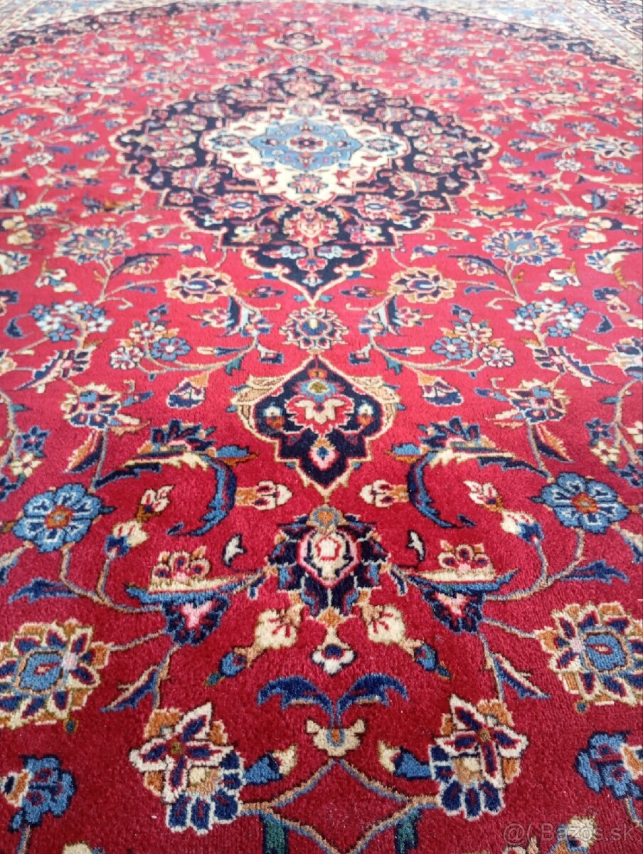 Nádherný hodvábny ručne viazaný KESHAN 350x250 - 8