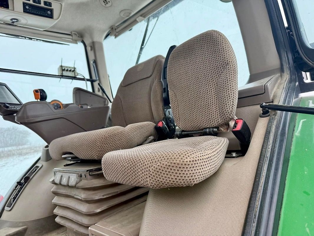 John Deere 8320R - 8