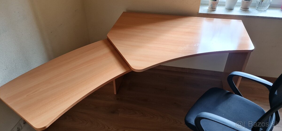 kancelárske skrine a stôl - 8