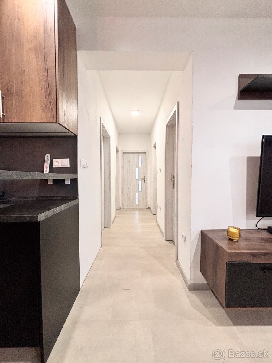 TREEF ponúka na prenájom 4-izbový rodinný dom - 8