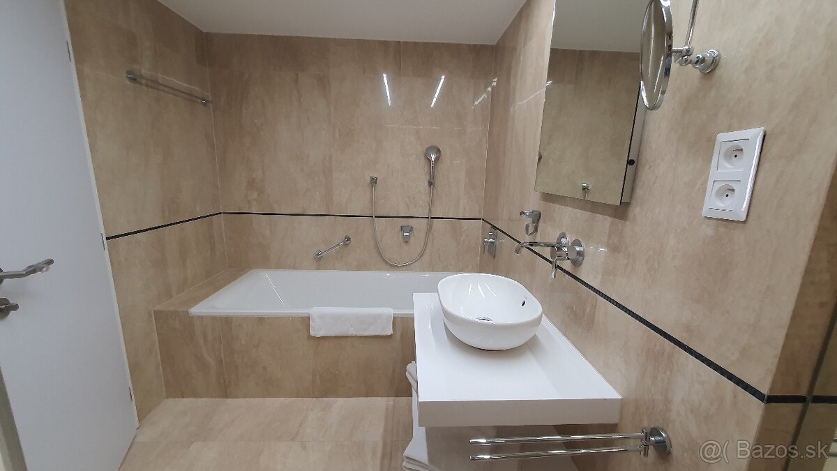 Ponúkam na prenájom väčší 2 izb. byt,Bajkalská, BA - Ružinov - 8