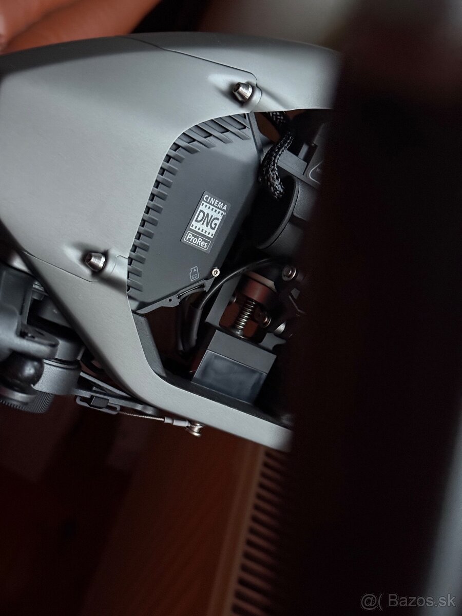 DJI Inspire 2- Zenmuse X7 - 8