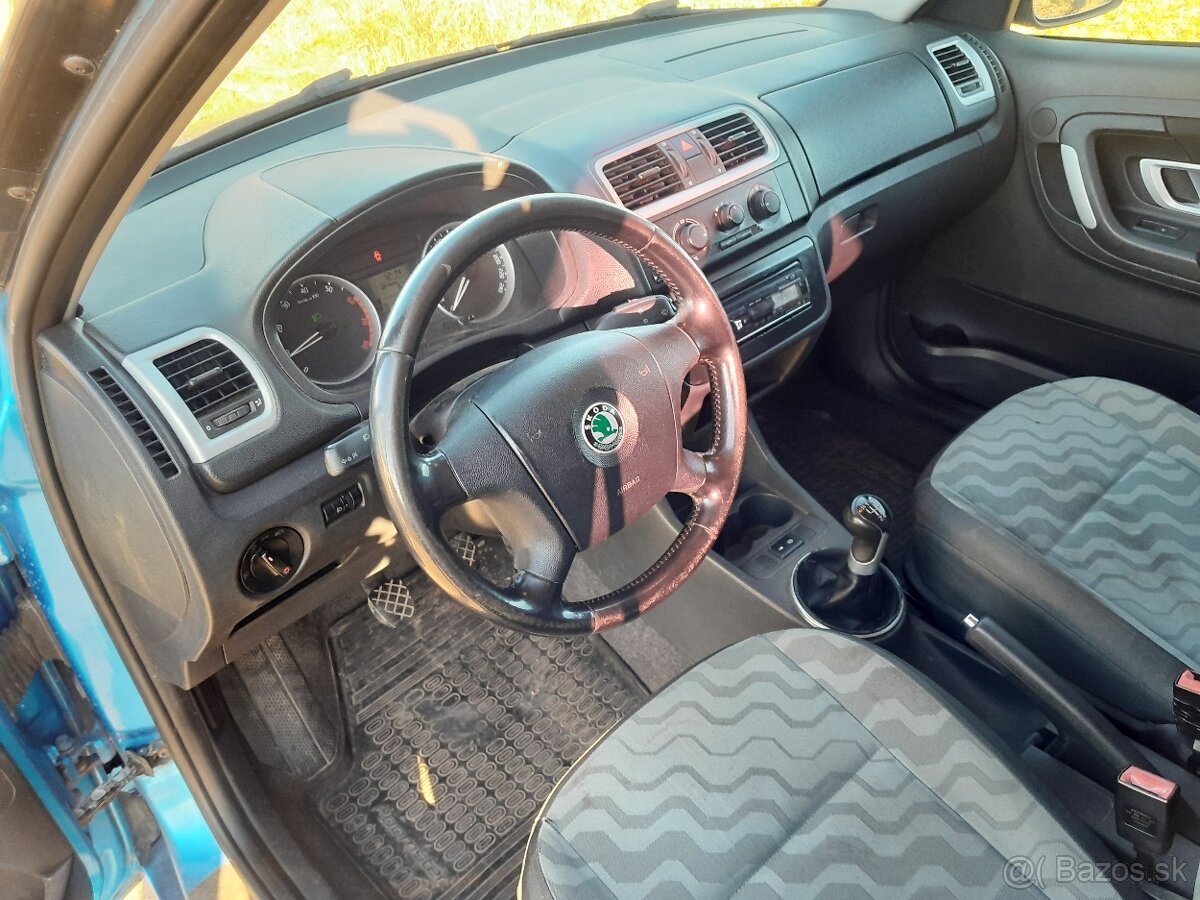 Škoda Roomster 1.2 HTP 51kW - 8