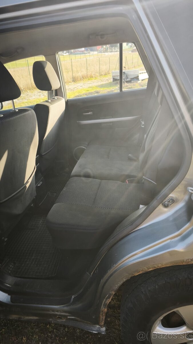 SUZUKI GRAND VITARA 1.9 DDiS 4×4 2007 - 8