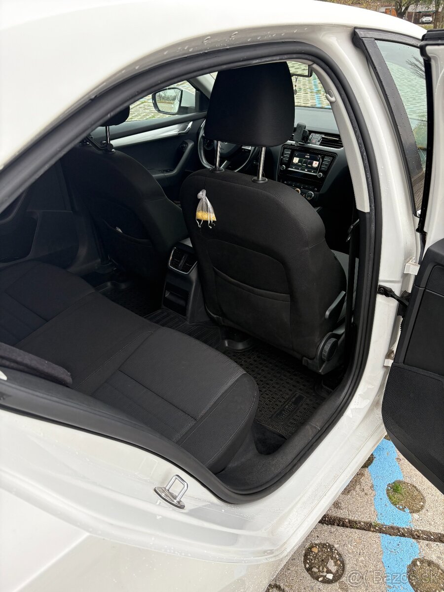 Škoda Octavia III, 1.6 TDi - 8