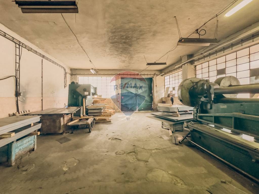 Výrobno skladovací areál SANDRIK Štós s fungujúcou výrobou- - 8