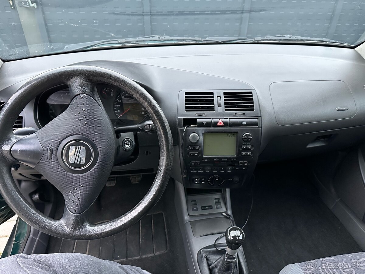 Predám SEAT Ibiza 1.4 2001 - 8