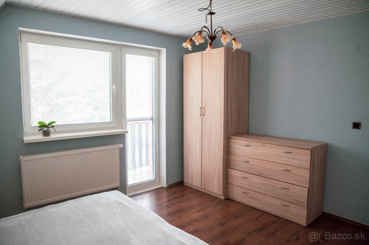 4-IZBOVÝ RODINNÝ DOM - ZÁVADA - 8