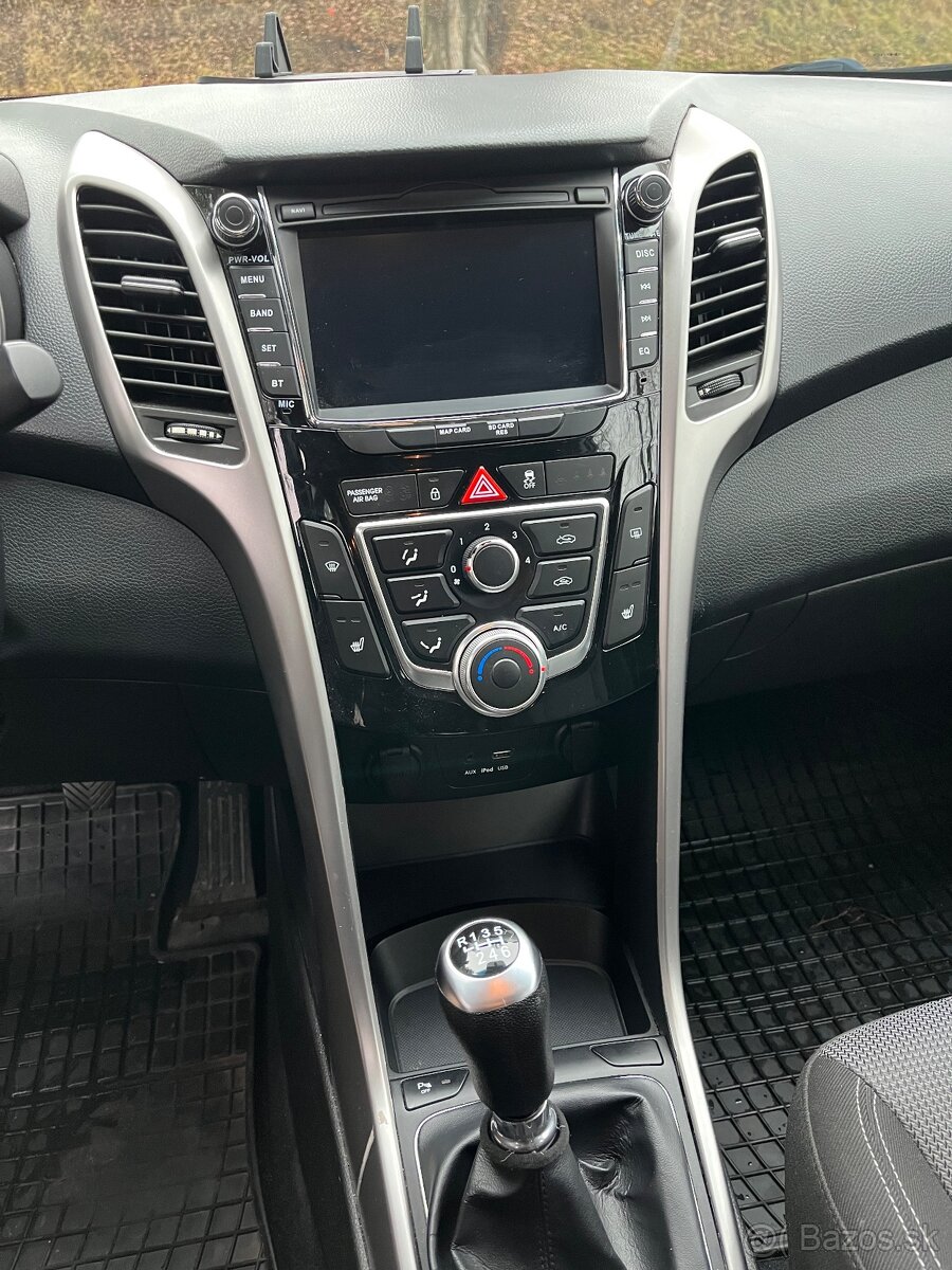 Predám Hyundai I30 - 8