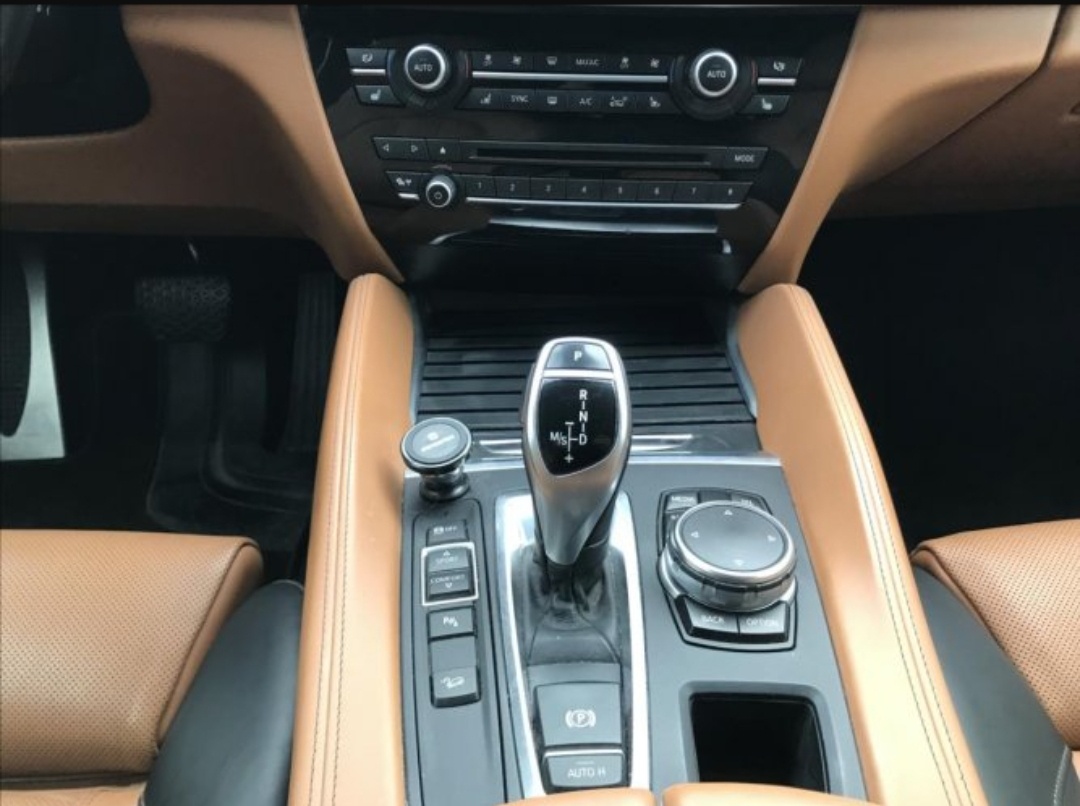 Bmw X6 3.0d DPH - 8