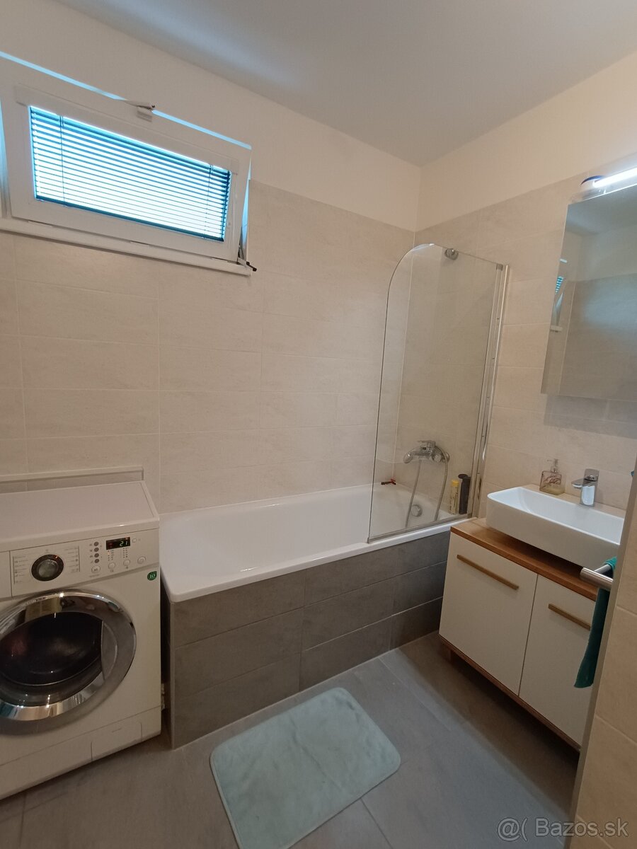 Trenčín 2 izbový zariadený byt s klimatizáciou - 8