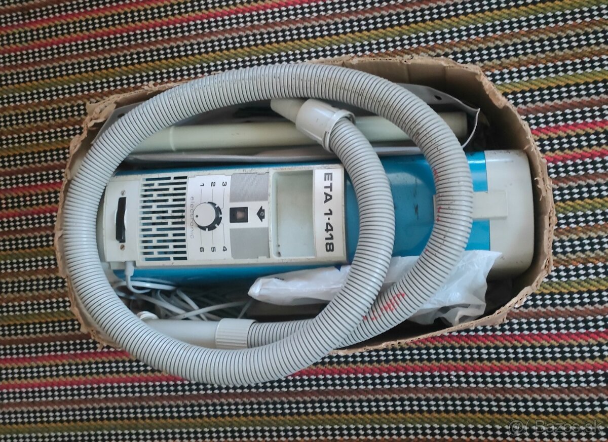Retro vysávač ETA 418 - 8