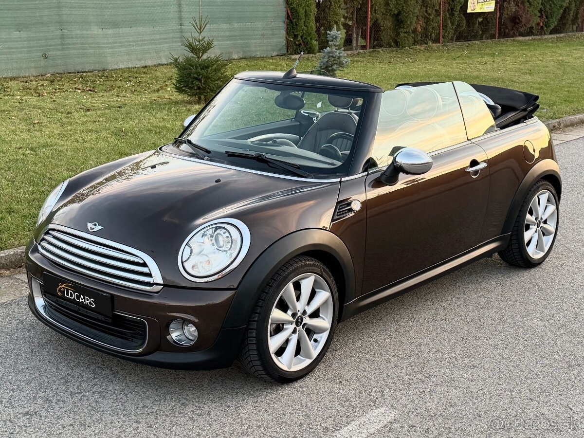 Mini Cooper Cabrio 1.6 • Benzín • 2011 • - 8