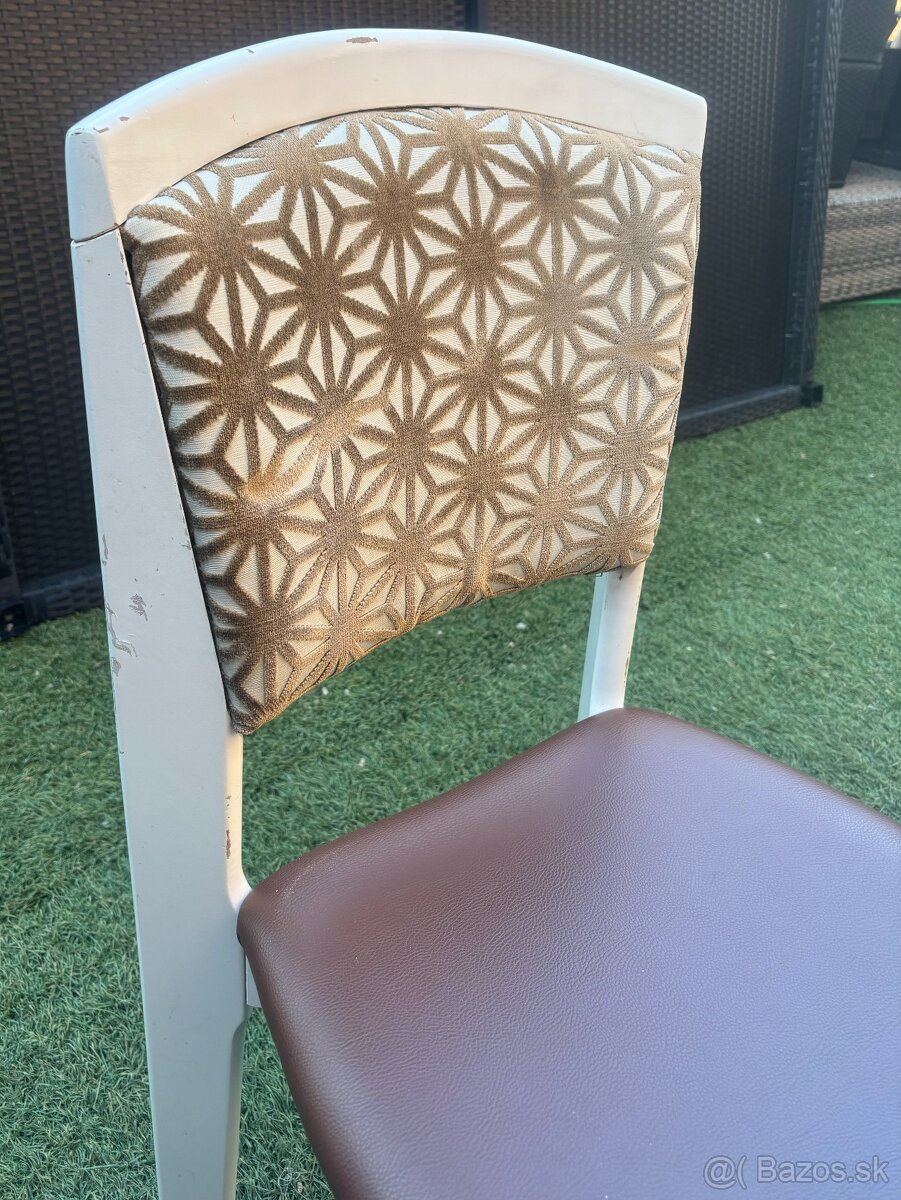 Rohová jídelní sestava - 8