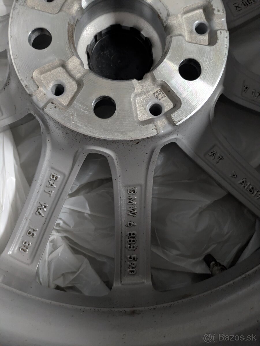 Predám kompletnú sadu BMW diskov a pneu Goodyear - 8