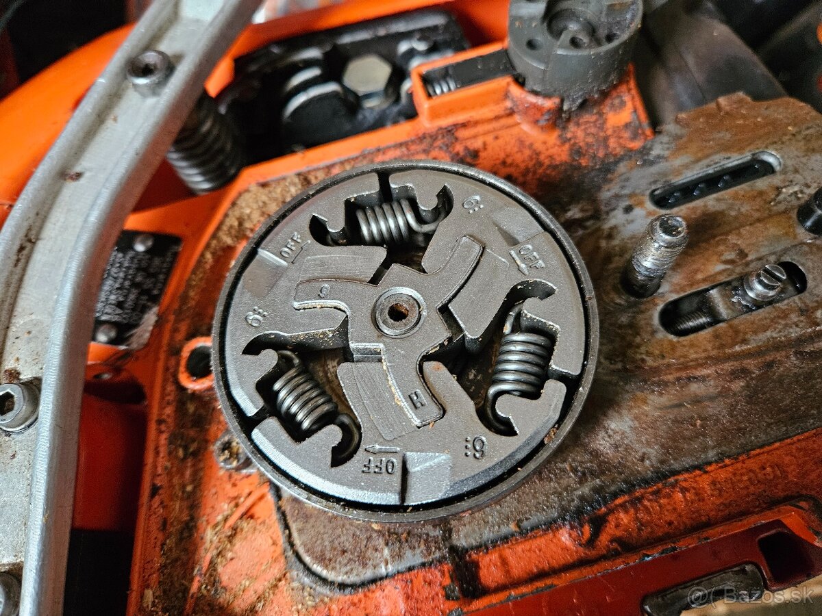 Motorova pila husqvarna 359 - 8